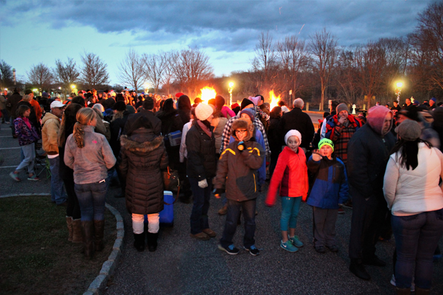 The Riverhead Business Improvement District's Holiday Bonfire Saturday evening. (Credit: Elizabeth Wagner)