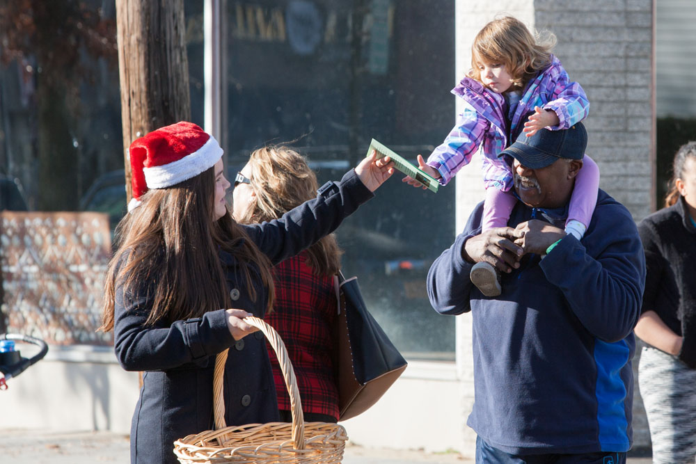 Photos Riverhead Christmas parade returns to Main Street Riverhead
