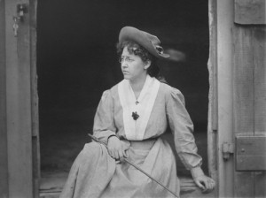 Edith Loring Fullerton in Huntington, circa 1910.