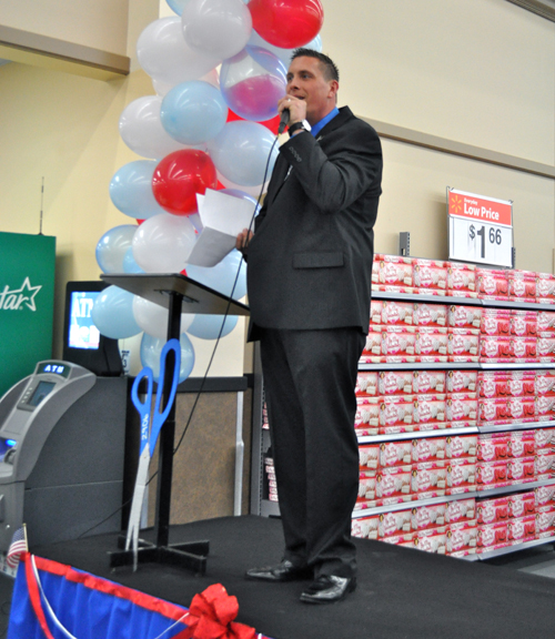 Walmart store manager Craig Winkler gives a speech at the new store Tuesday evening. 