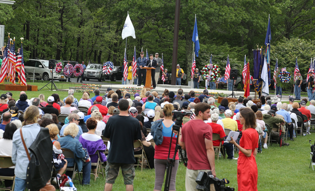 Hundreds attended Monday's service in Calverton. (Credit: Grant Parpan)