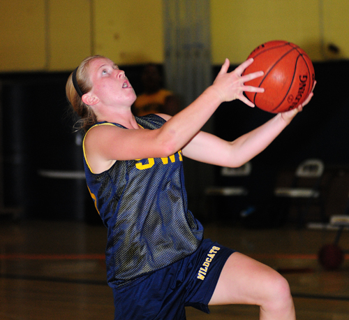 Shoreham-Wading River guard Caitlin Mirabell goes up for a layup against Bayport-Blue Point Monday night. (Credit: Bill Landon)