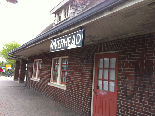 The Riverhead train station remains unoccupied. (Credit: Tim Gannon)