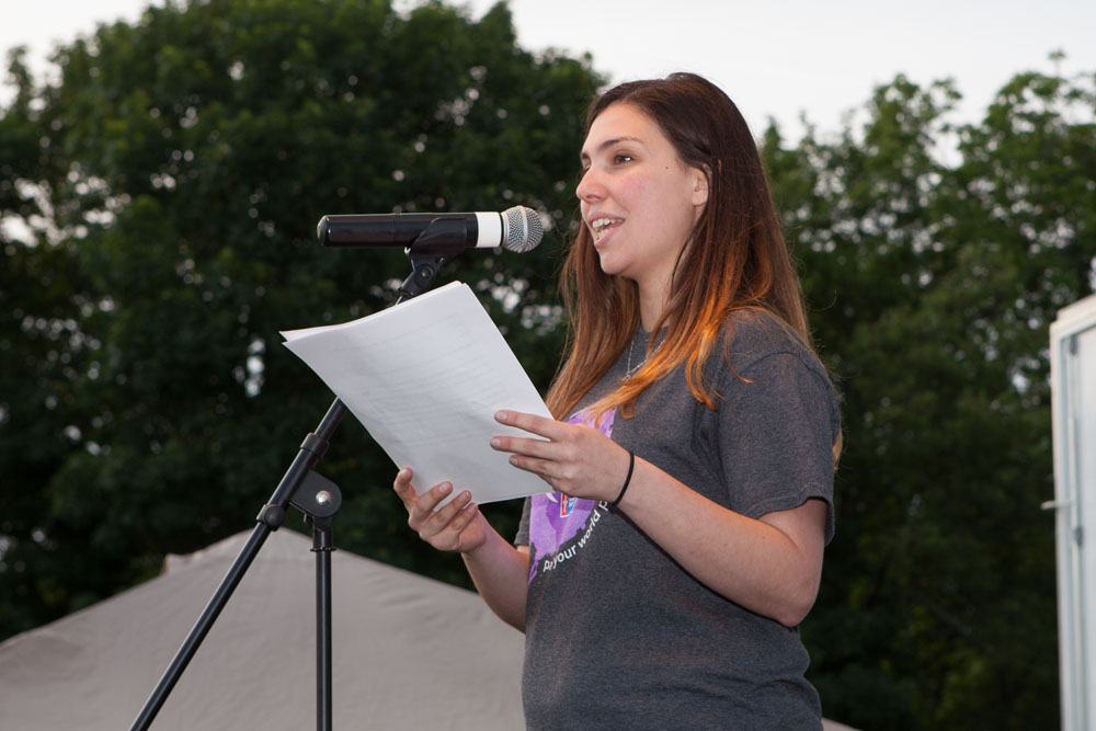 Brittany Didonato, American Cancer Society staff partner for the event, addresses the crowd. (Credit: Katharine Schroeder)
