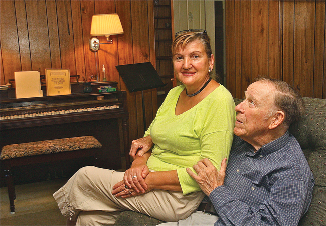 Arthur Swan and his wife, Gulo, at home in Greenport. (Credit: Barbaraellen Koch)