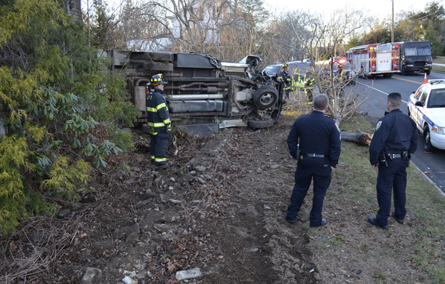 Truck crash Main Road Jamesport