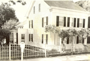 TOWN HISTORIAN COURTESY PHOTO | The Davis-Corwin house with a formal boxwood garden to the east of it, as it appeared in 1976.